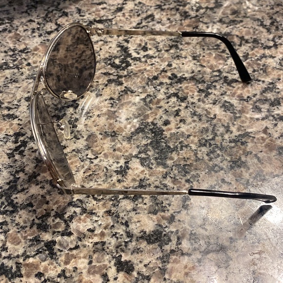 Silver Aviator Sunglasses - Picture 3 of 7